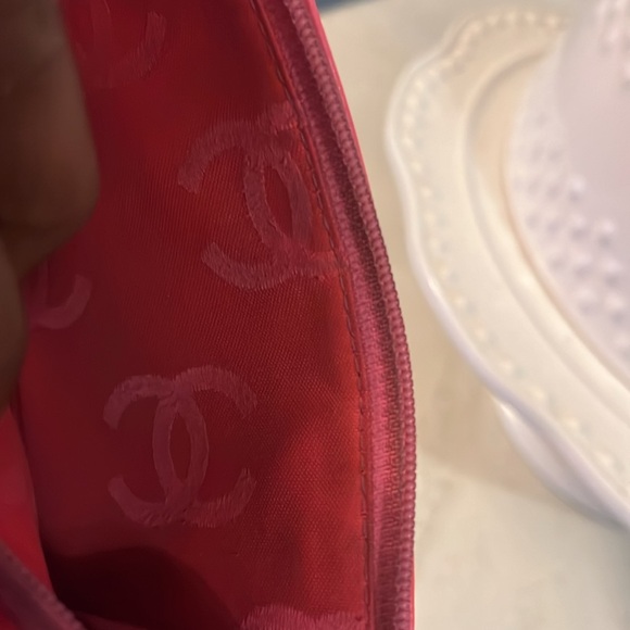 GUC Chanel Cambon Wallet - Picture 12 of 13